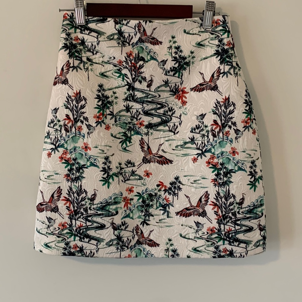 H&M Brocade Floral Crane Print pencil skirt size 6